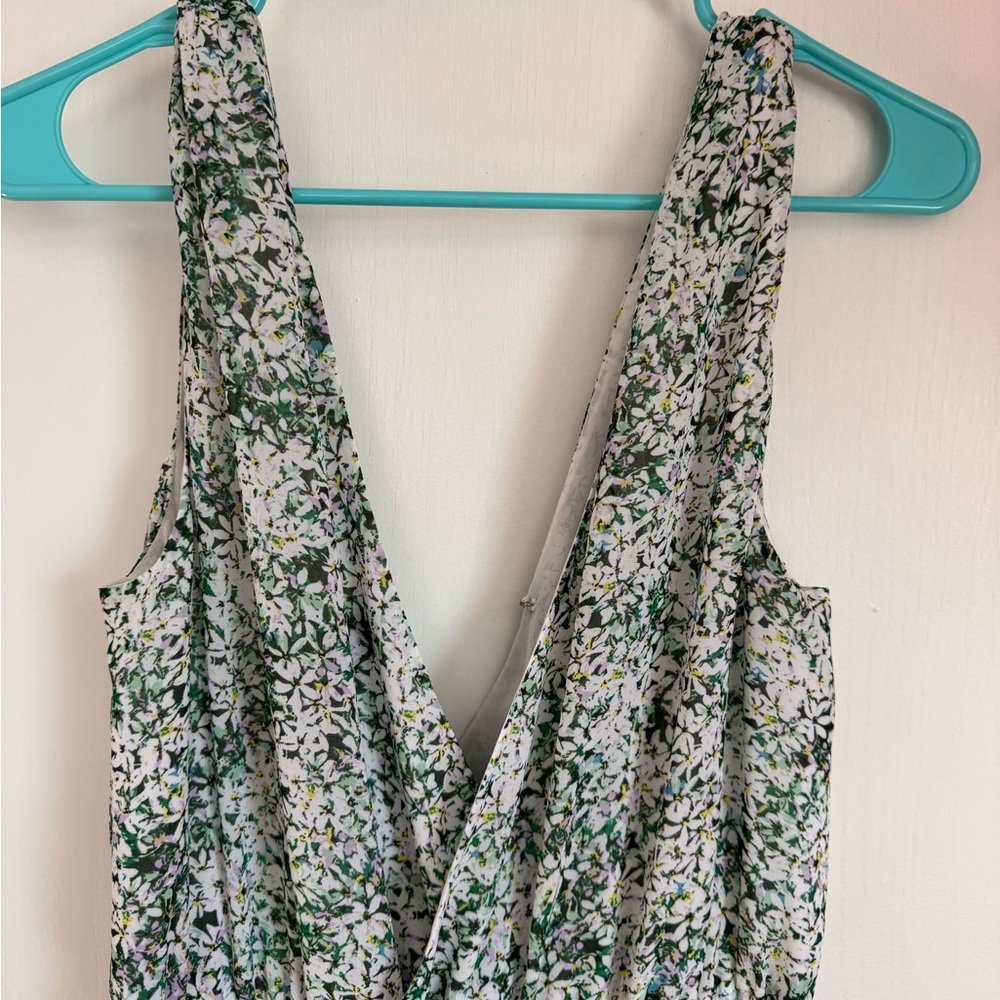 Sleeveless V-Neck Green Floral Maxi Dress - Picture 7 of 12
